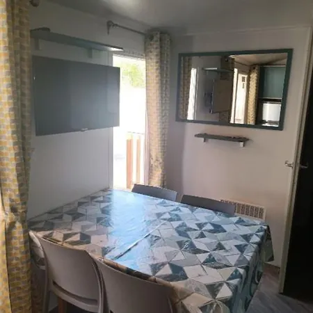 Mobilhome La Carabasse Kamp alanı *