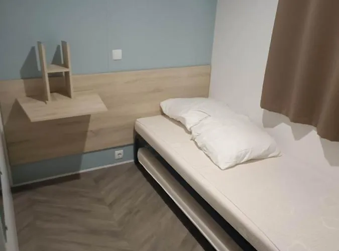 Mobilhome La Carabasse Camping *