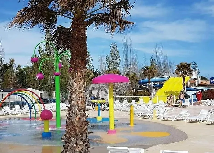 Mobilhome La Carabasse Camping *