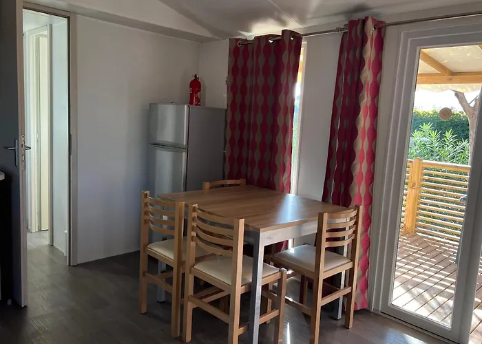 Camping Mobilhome La Carabasse *
