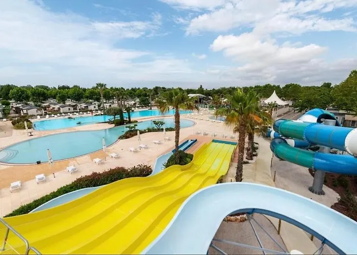 Camping Mobilhome La Carabasse Vias