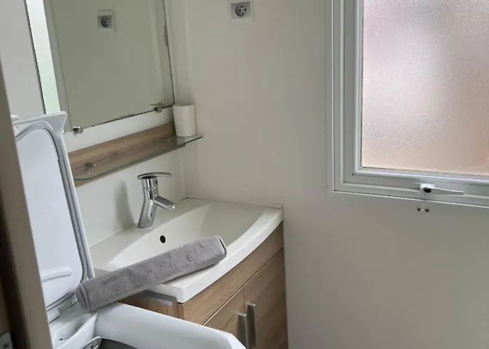 Camping Mobilhome La Carabasse *