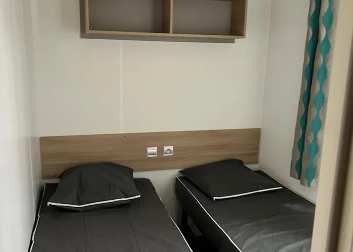 Mobilhome La Carabasse * Vias