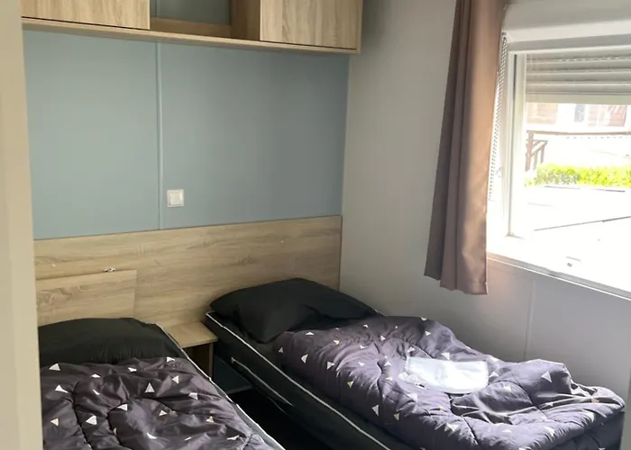 Mobilhome La Carabasse * Vias